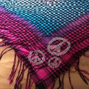 5/25$ Peace Sign Checkered Scarf